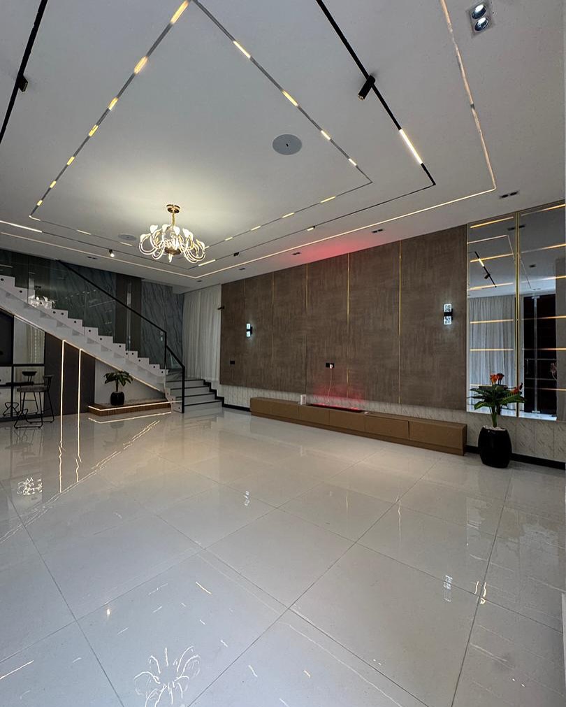 Ultimate 5-Bed Cinema & Pool Estate in Lekki