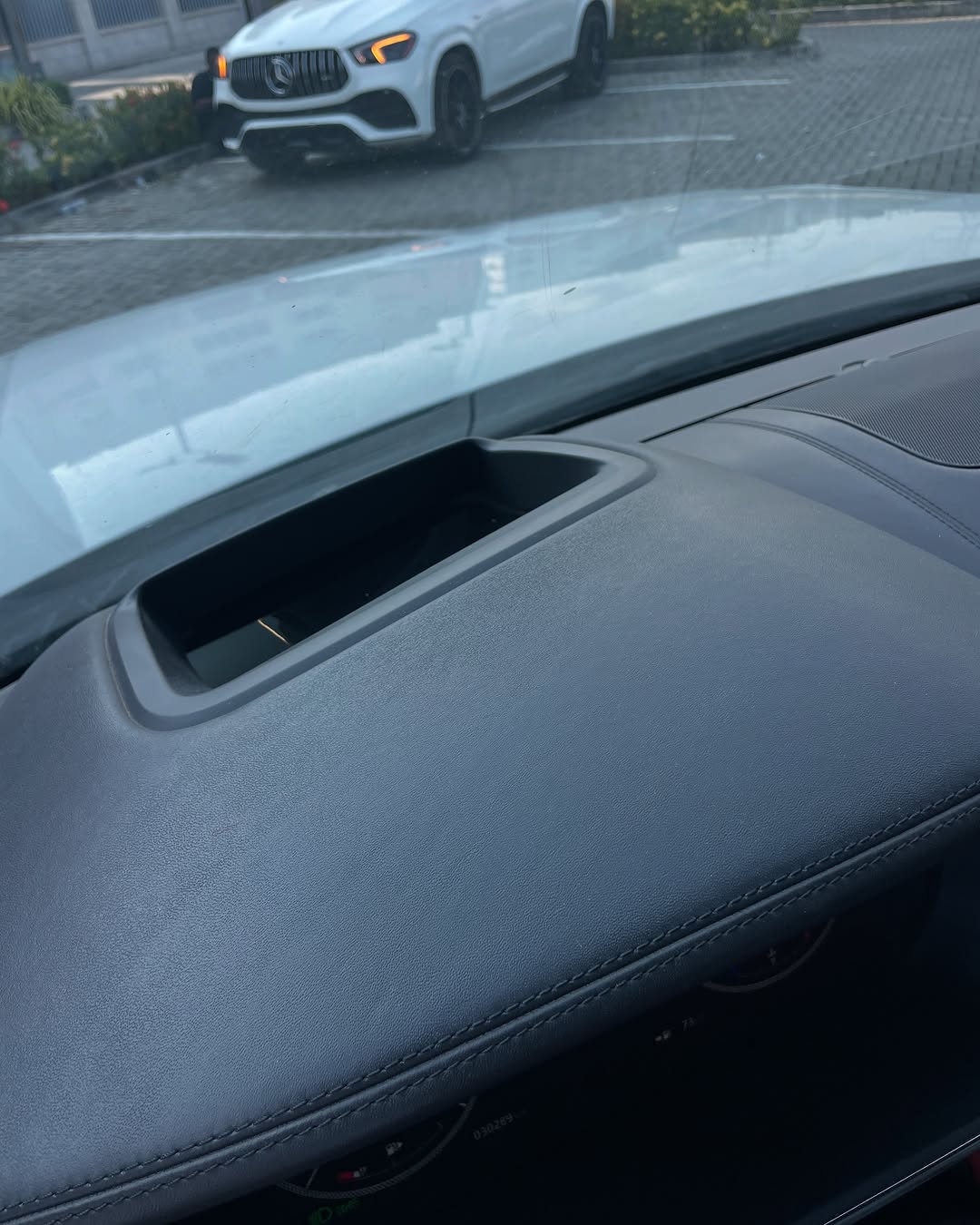 2018 Range Rover Autobiography: Peak Luxury Awaits