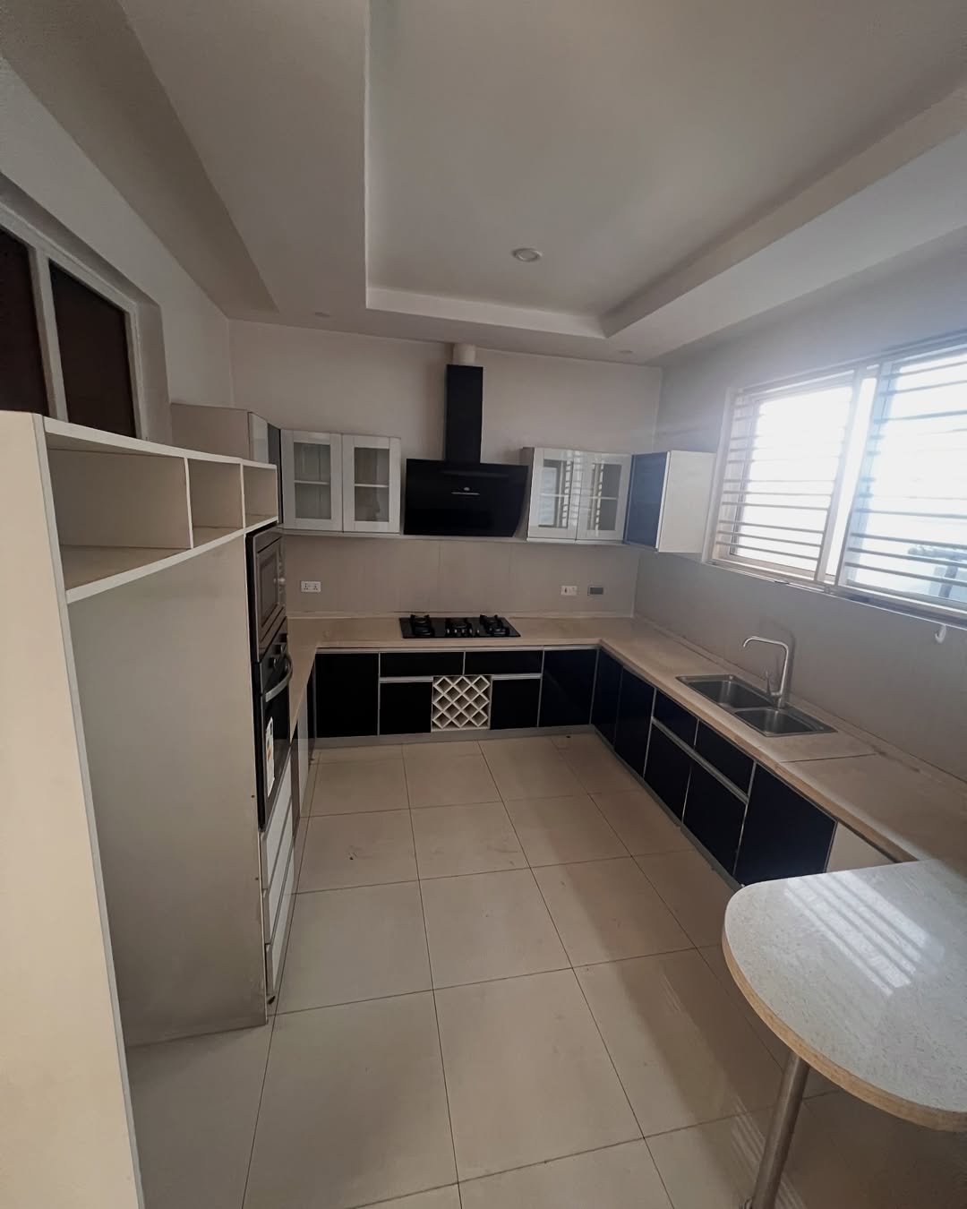 Luxury 5-Bed Ikate Estate Home with BQ & 24/7 Power