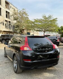 Sunroof & Power: 2012 Volvo C30 T5