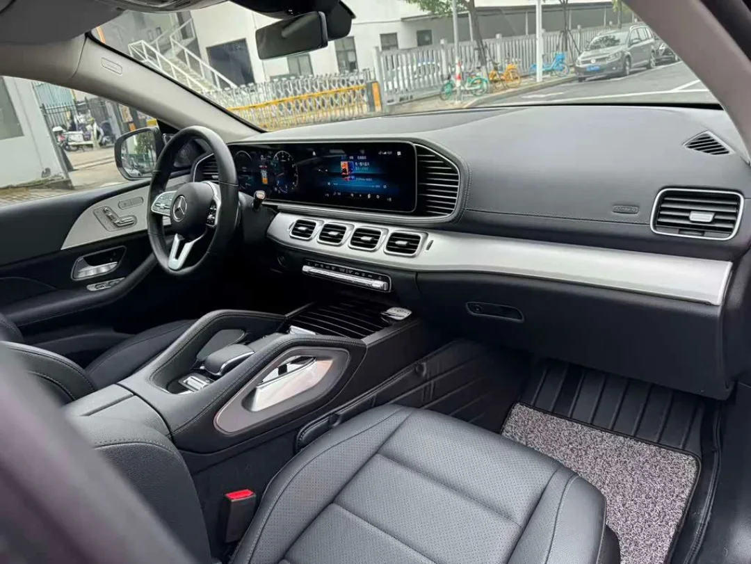 2021 AMG GLE53: Luxury Power, Delivered.