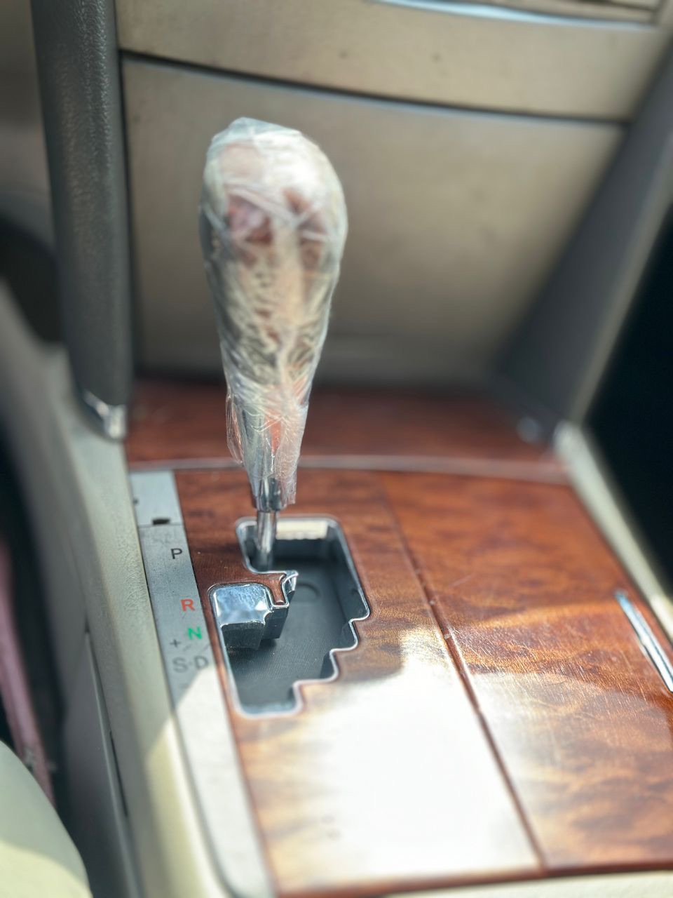 2010 Black Camry: Unbeatable Value at 12.2M