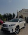 Luxury 2017 Highlander Limited AWD w/ Panoramic Sunroof