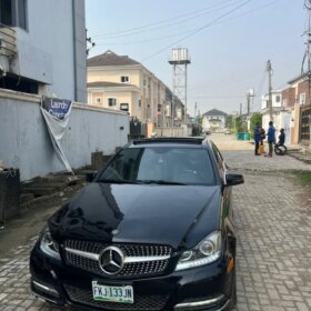 2008 Mercedes C300: Perfect Condition