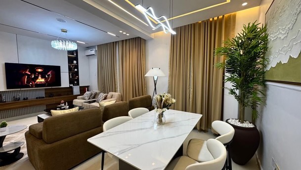 Ultimate 4-Bedroom Playground with PS5 & Pool Access