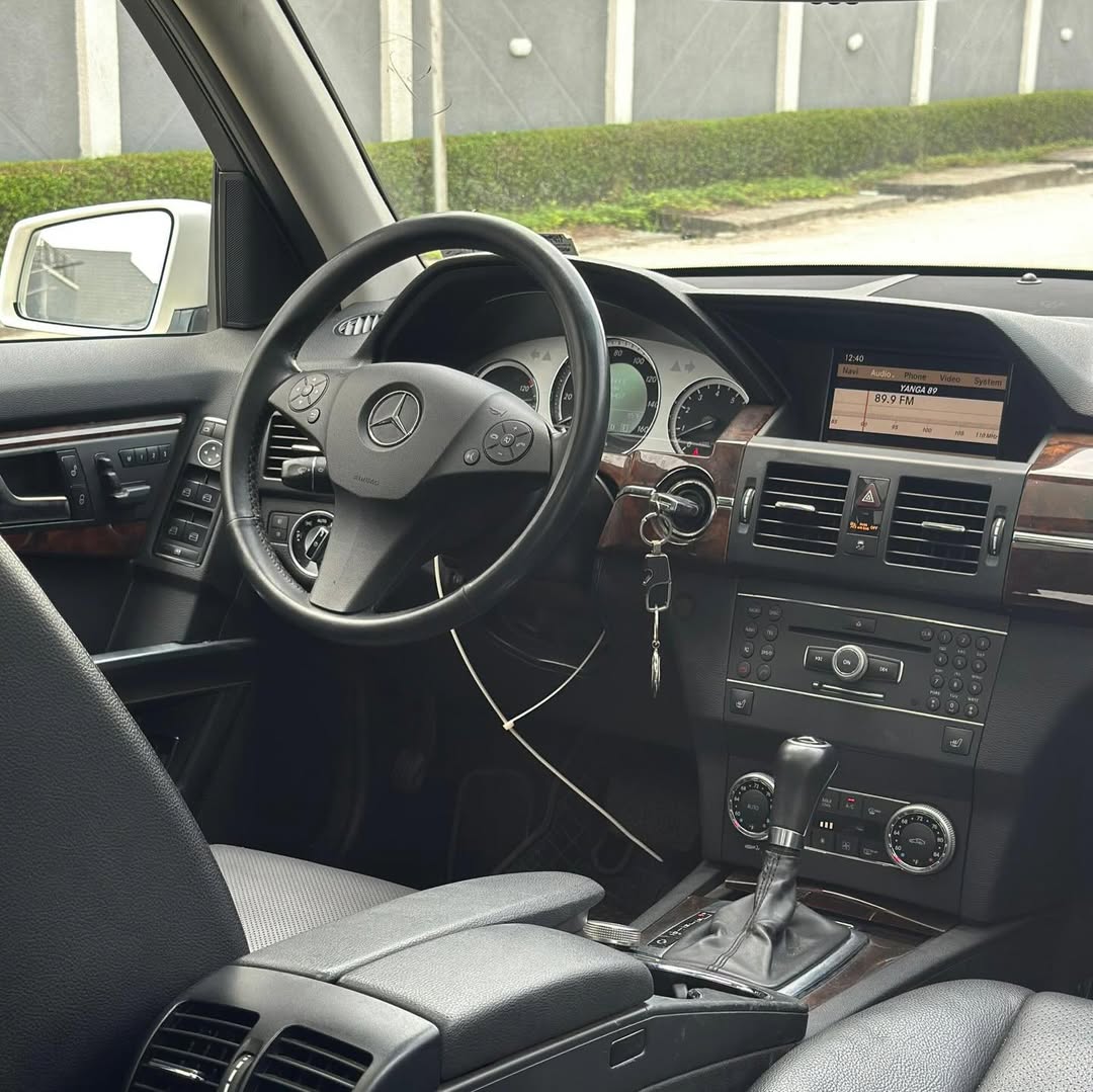 Luxury 4matic GLK: Full Option, Unbeatable Value