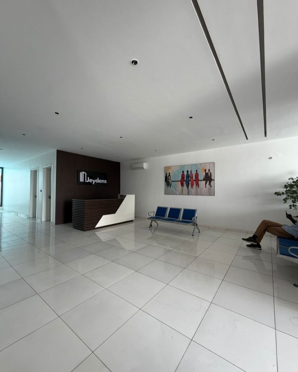 Prime Oniru 2BR with Pool & Gym | ₦290M