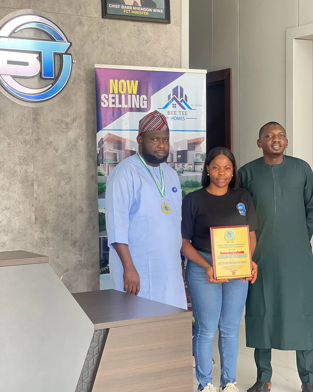 Award-Winning Dealer, Unbeatable Luxury Cars