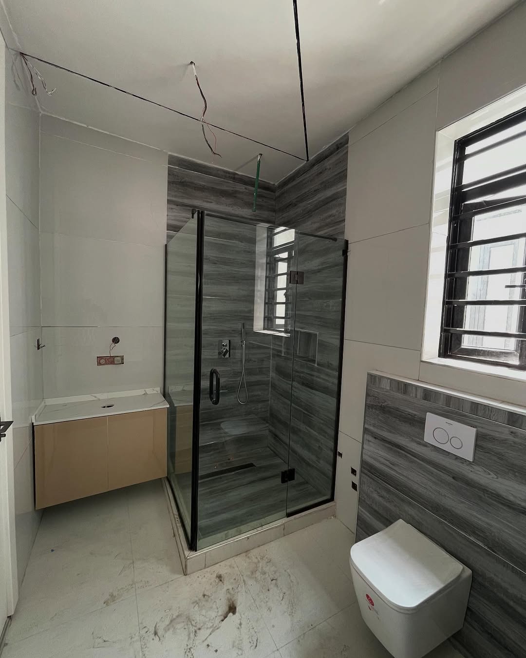 Lekki Phase 1 Palace: 5-Bed Duplex with Cinema & Pool