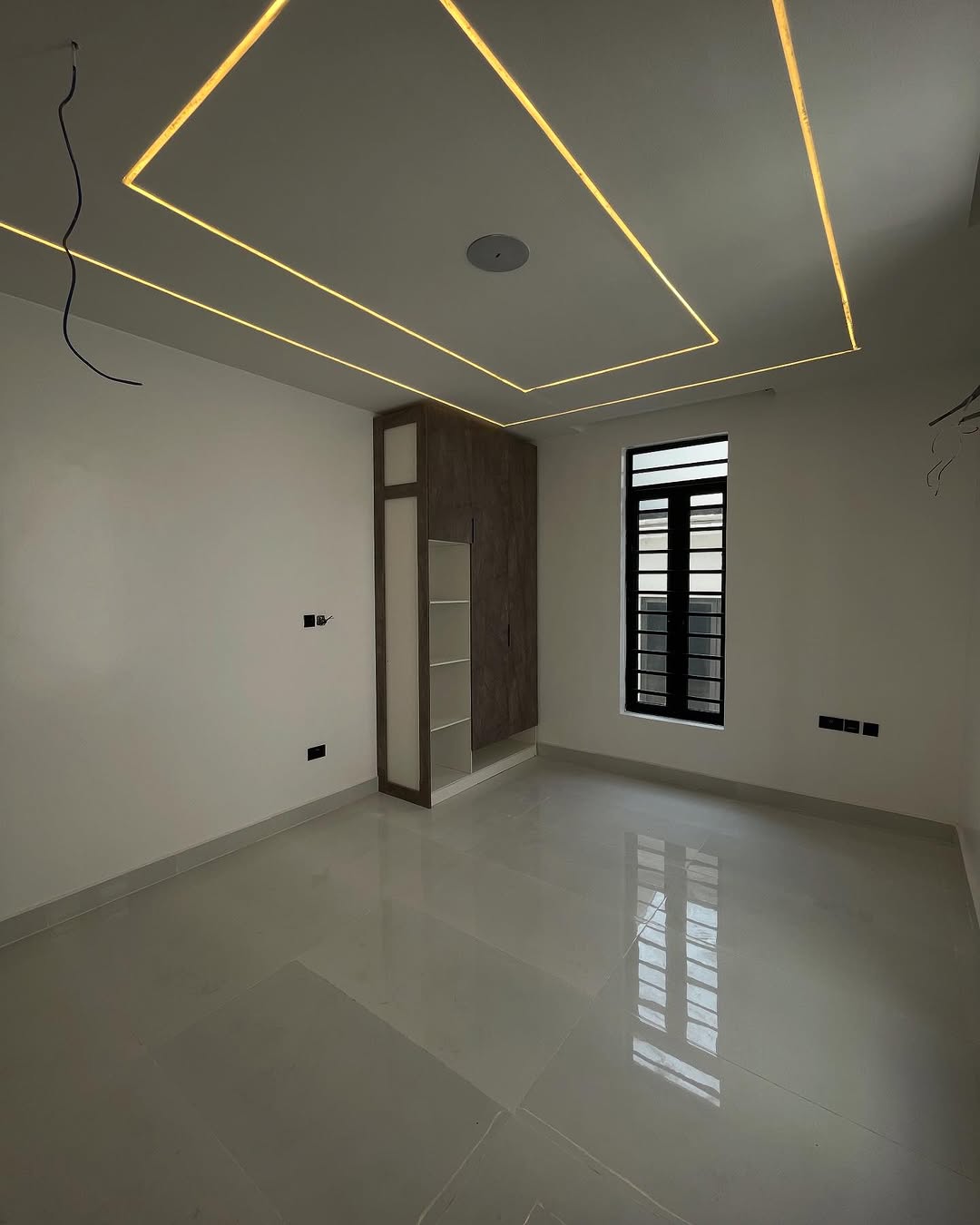 Lekki Phase 1 Palace: 5-Bed Duplex with Cinema & Pool