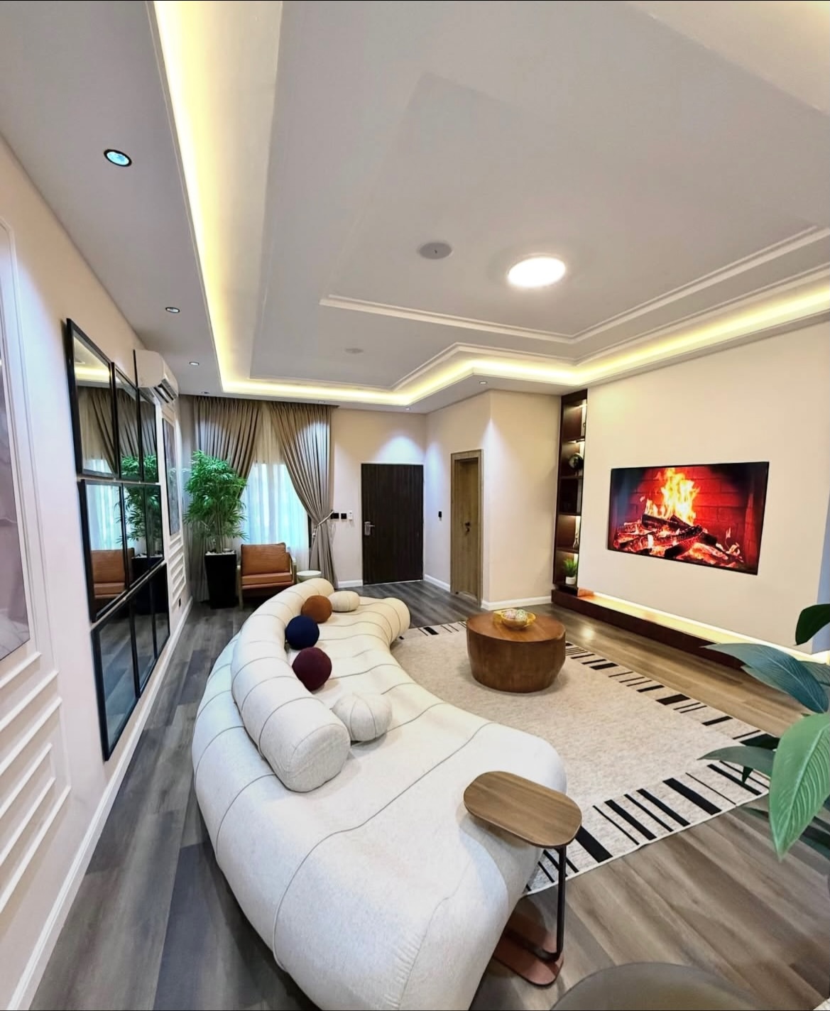 Jahi Gem: 2BR Shortlet with City Views