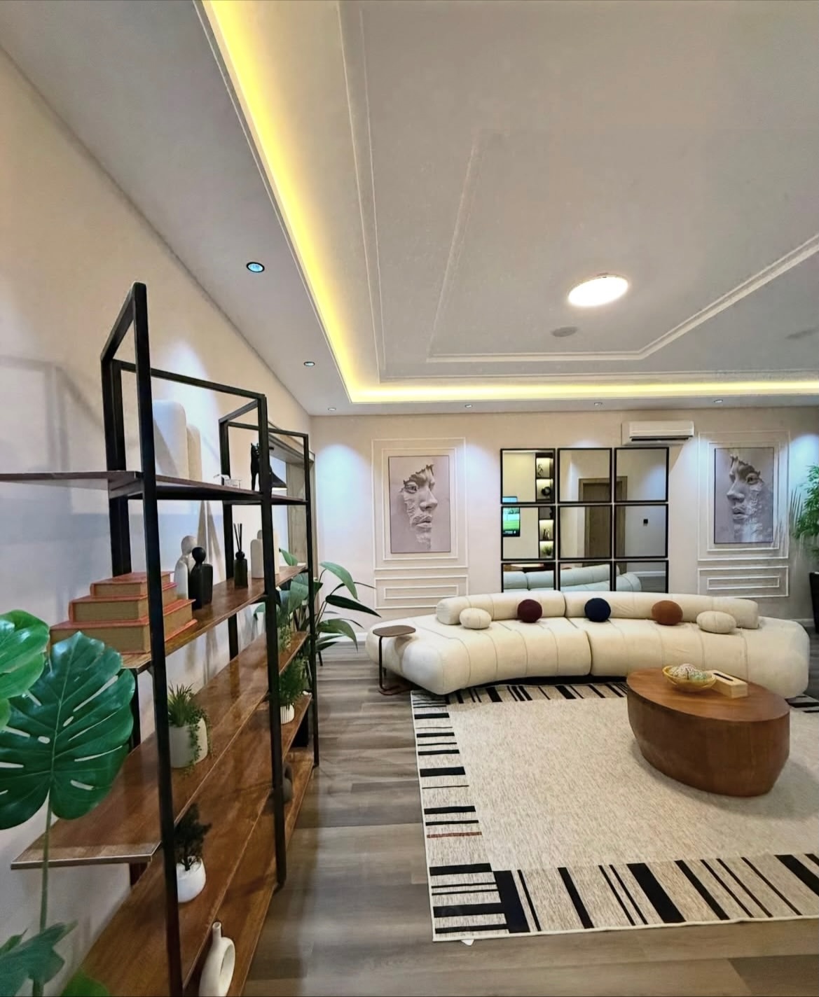 Jahi Gem: 2BR Shortlet with City Views