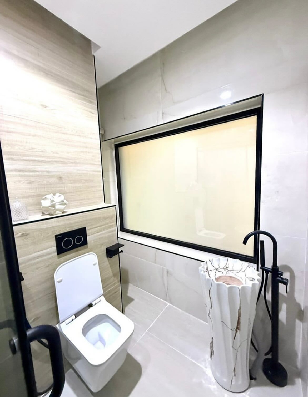 Your Abuja Oasis: Smart, Secure & Fully Serviced