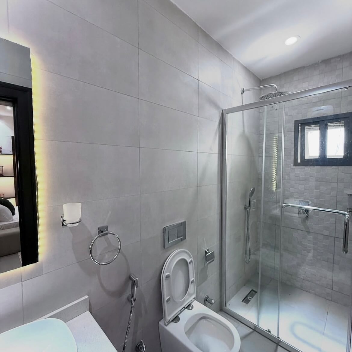 Jabi Oasis: 3BR with Pool, Gym & 24/7 Luxury