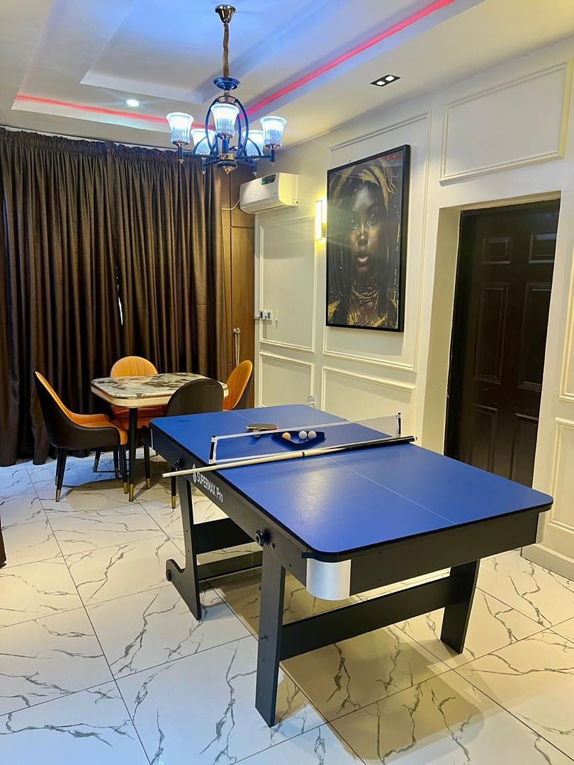 Spacious Mabushi Oasis: 4-Bed Haven with Table Tennis