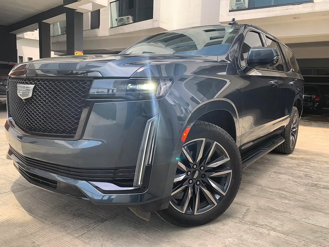 Luxury 2021 Escalade: Immaculate & Ready in Lekki