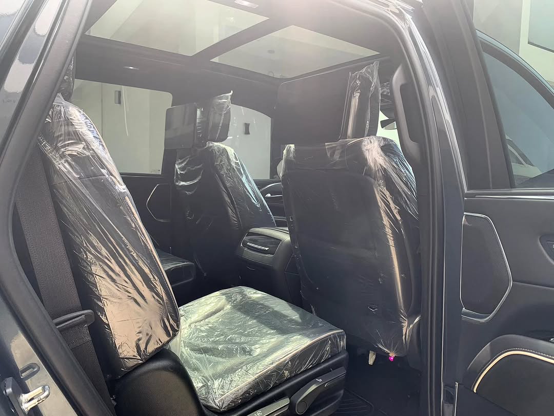 Luxury 2021 Escalade: Immaculate & Ready in Lekki