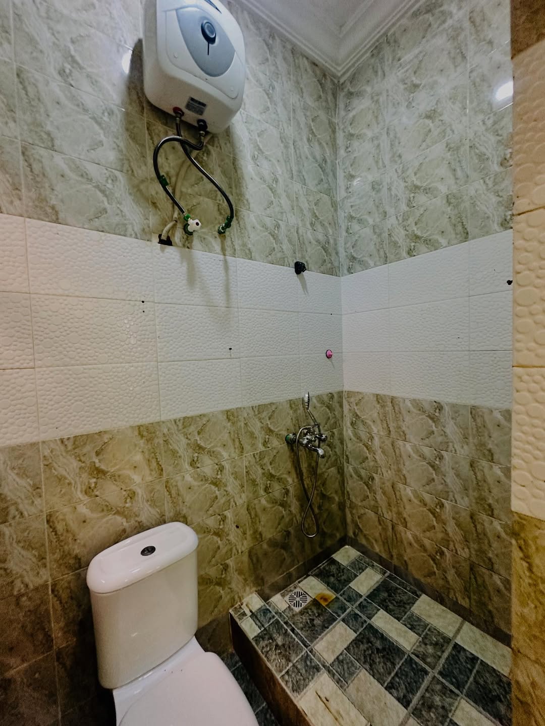 Luxury 2-Bed Ensuite in Lekki Phase One