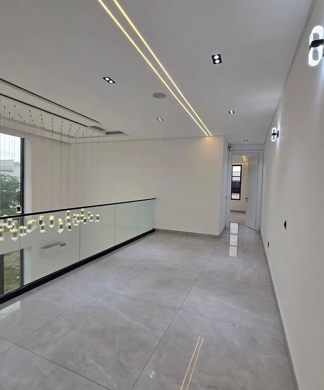 Lekki Luxury: 5-Bed Smart Home with Pool & Cinema