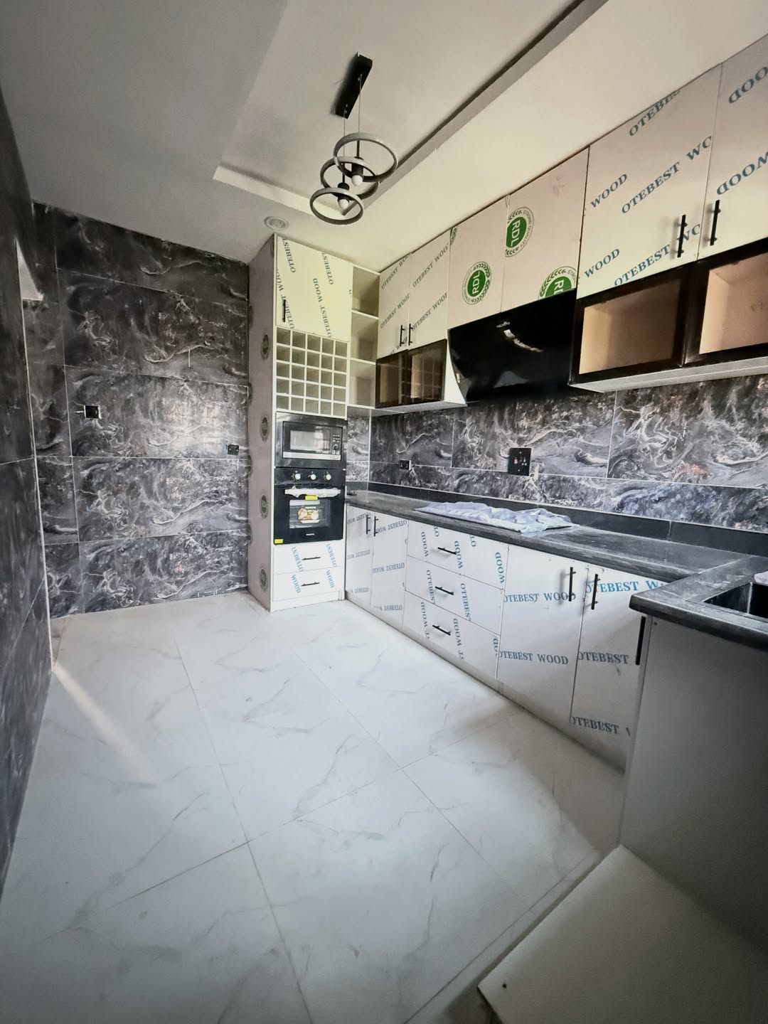 Luxury 4-Bed Duplex in Prime Lekki