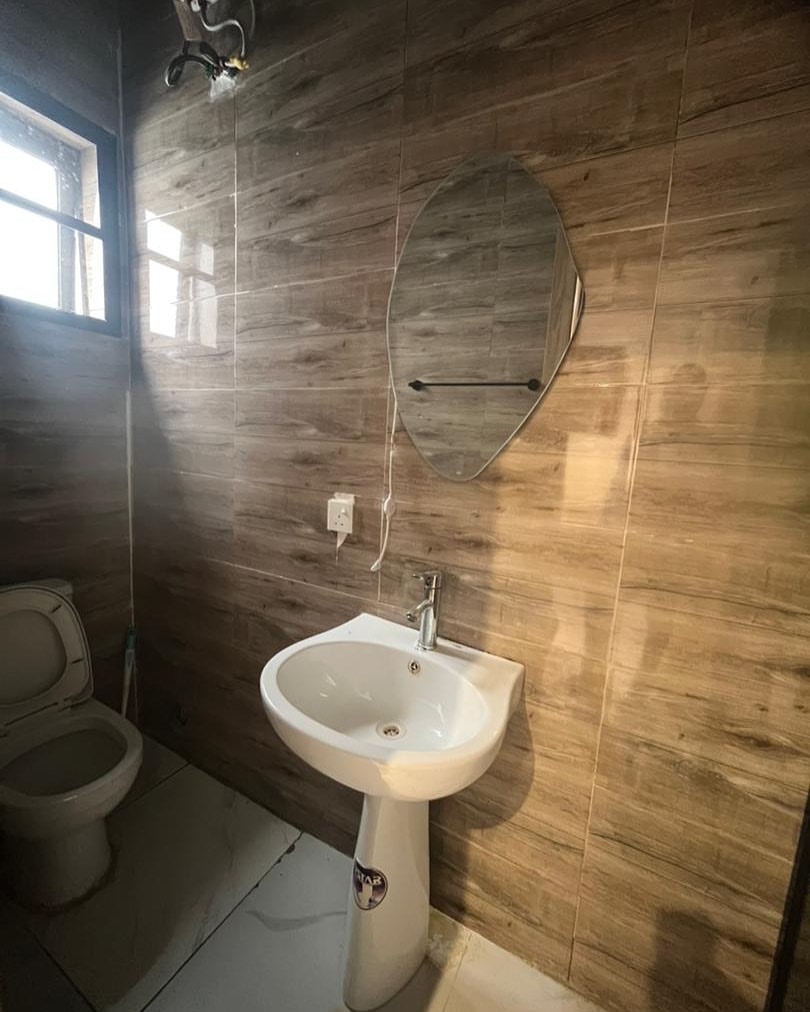 4-Bed Terrace in Orchid: Modern Luxury, Family Haven