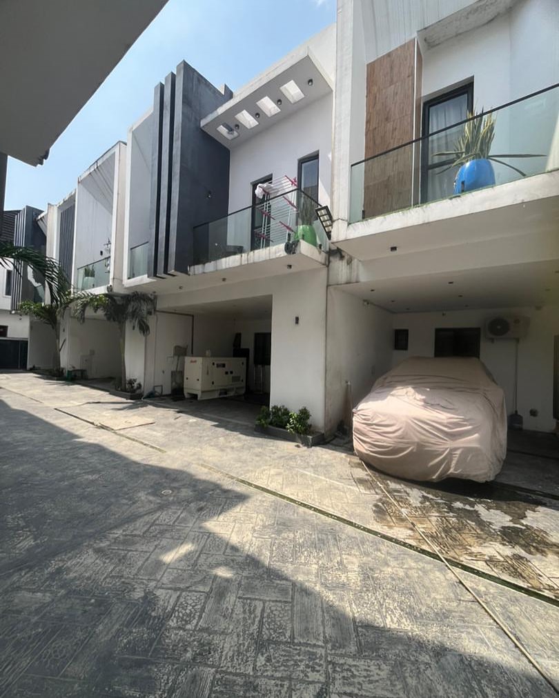 4-Bed Terrace in Orchid: Modern Luxury, Family Haven