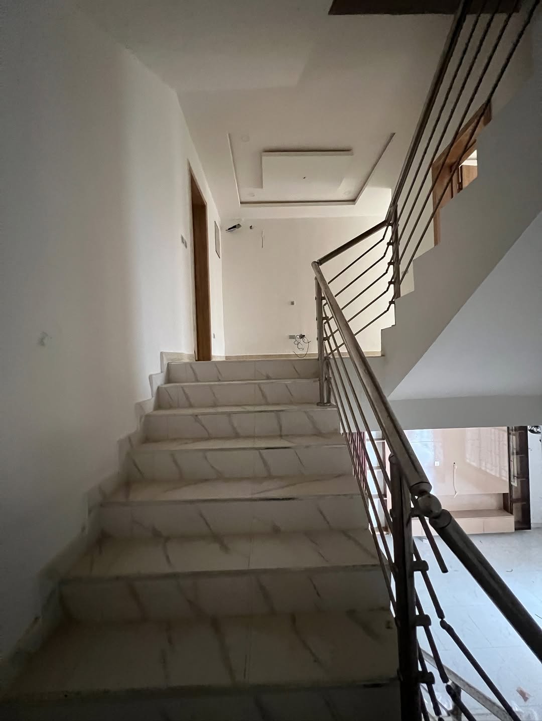 Luxury 4-Bed Duplex in Lekki: Pool, Ensuites & Modern Design