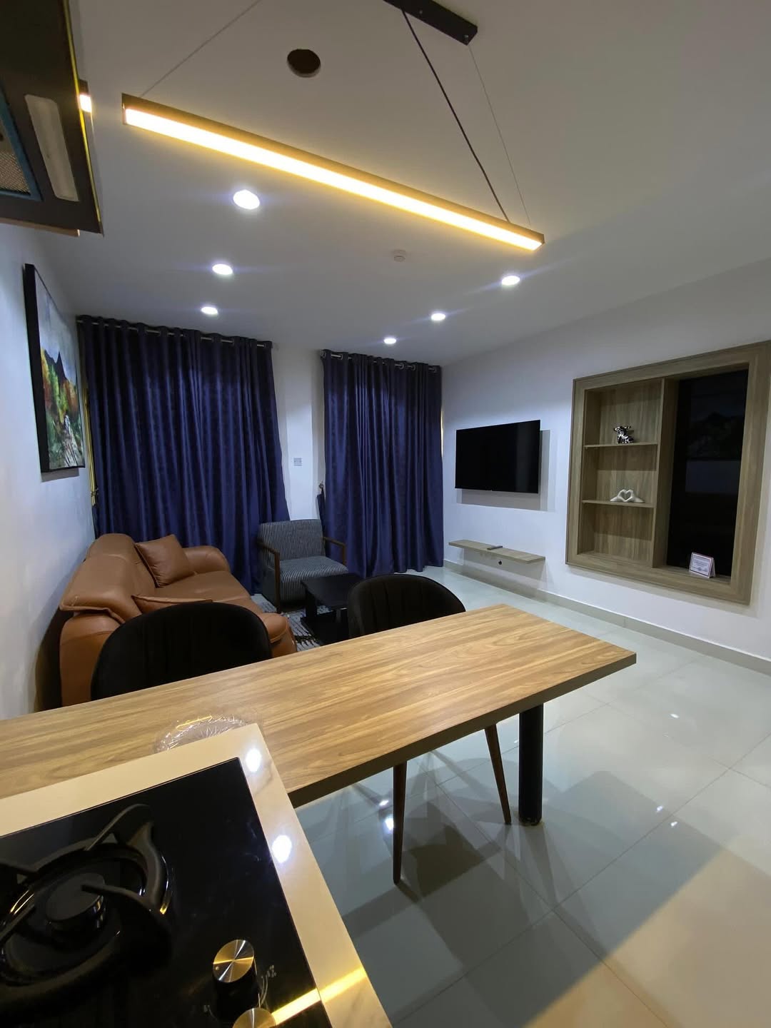 Wuse2 Haven: 24/7 Power, WiFi & Premium Entertainment