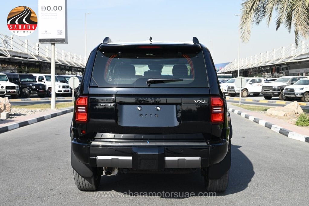 Luxury Prado: 7-Seat Turbo Power & Panoramic Moonroof
