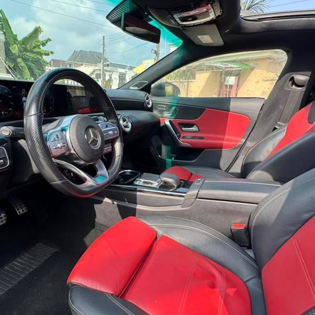 2020 Mercedes CLA250: Luxury Tech & Panoramic Roof