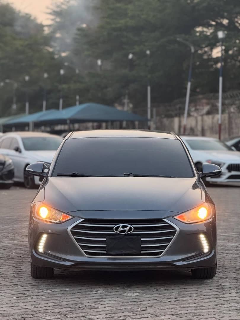 2018 Hyundai Elantra: Premium Ride, ₦14M
