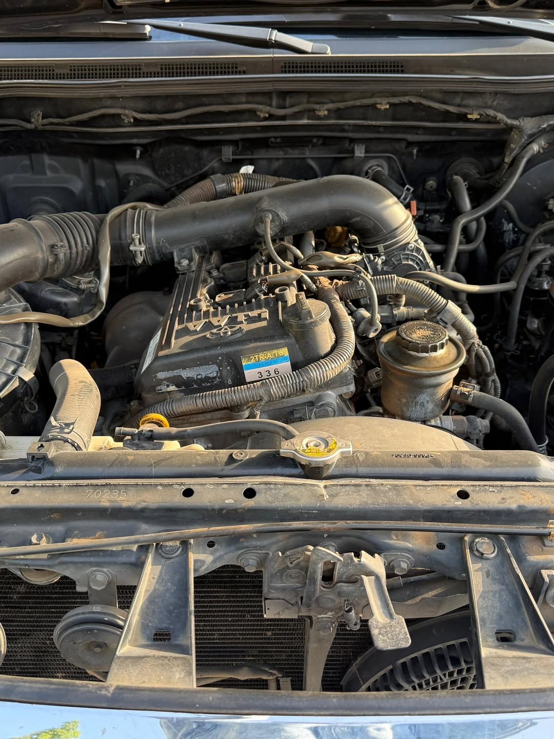 2015 Toyota Fortuner: Original Papers, 28M