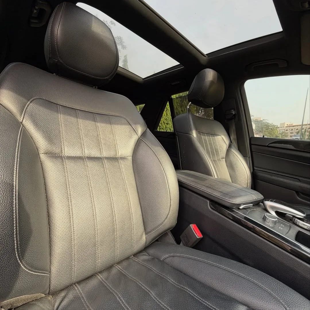 Luxury SUV: Full Option, Duty Paid, 70K Miles