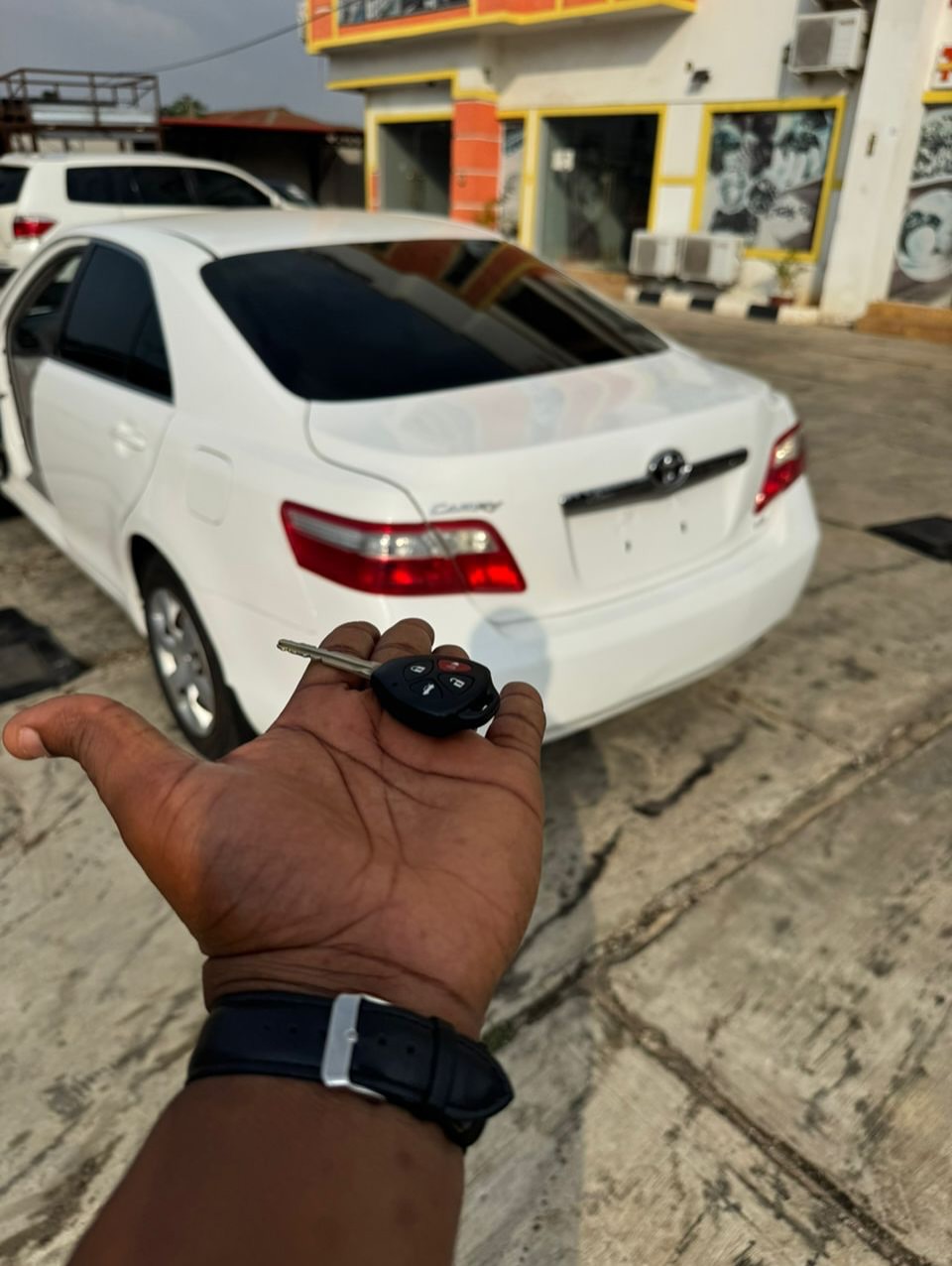 2009 Toyota Camry: Fuel-Efficient & Ready to Drive