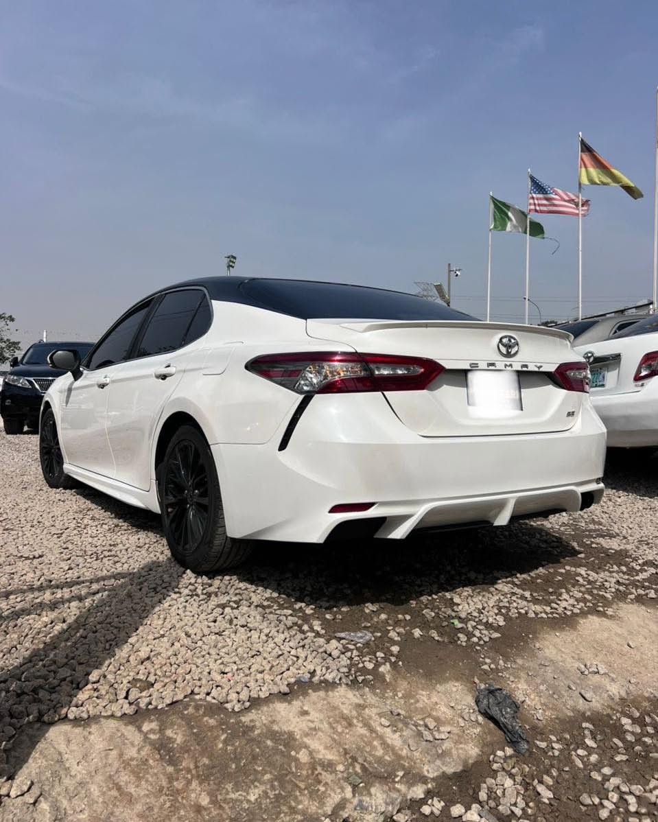 Unregistered 2018 Camry SE: Sport-Tuned & Spotless