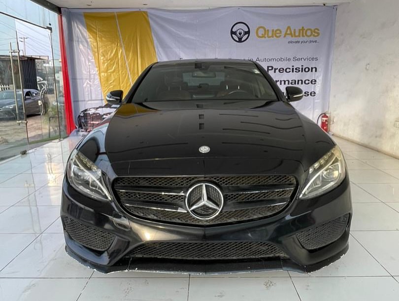 2015 C300 AMG: Black Beast, Crimson Heart