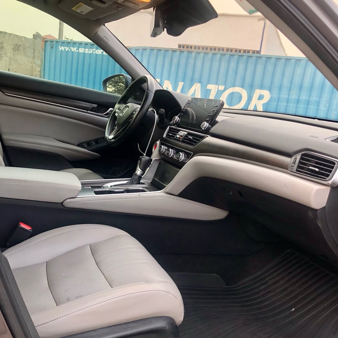 2019 Honda Accord: Duty-Paid & Immaculate