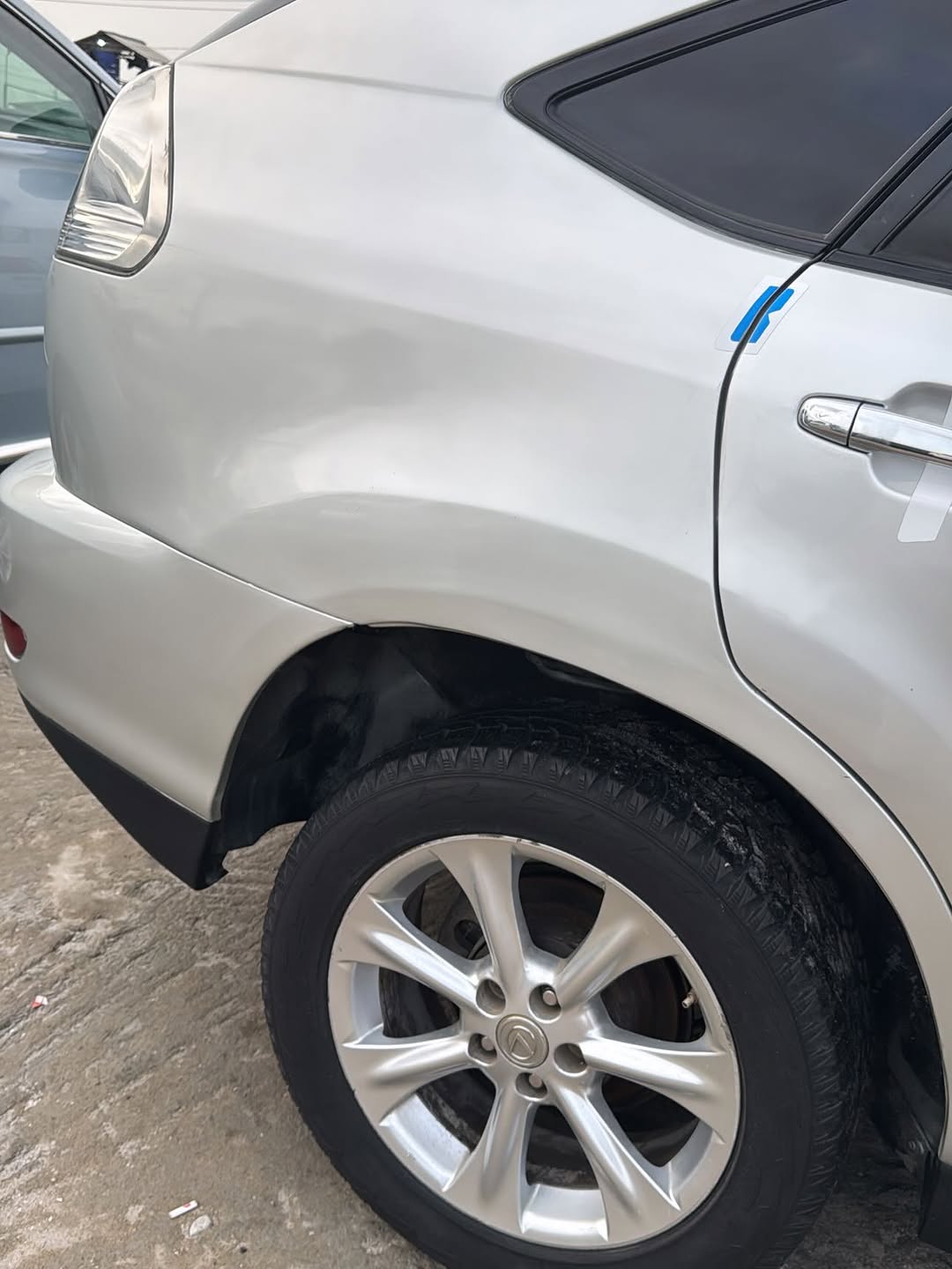 Luxury Lexus RX350: Pristine & Loaded