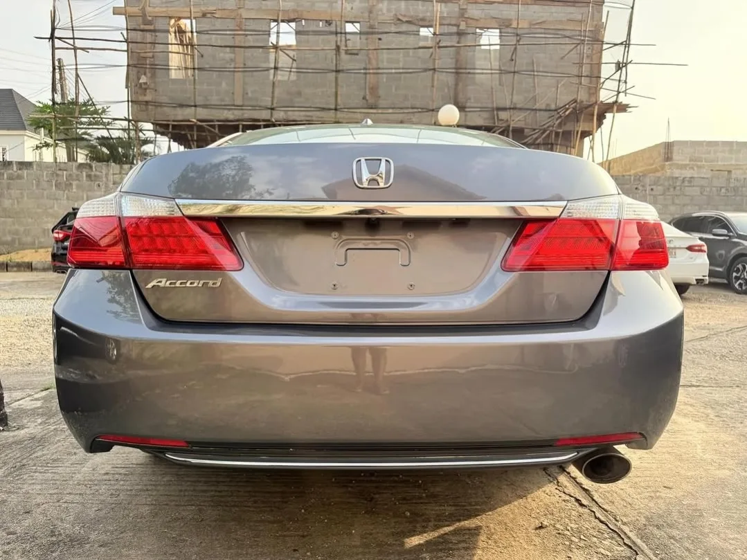 2013 Honda Accord: Unbeatable at 15.8M!