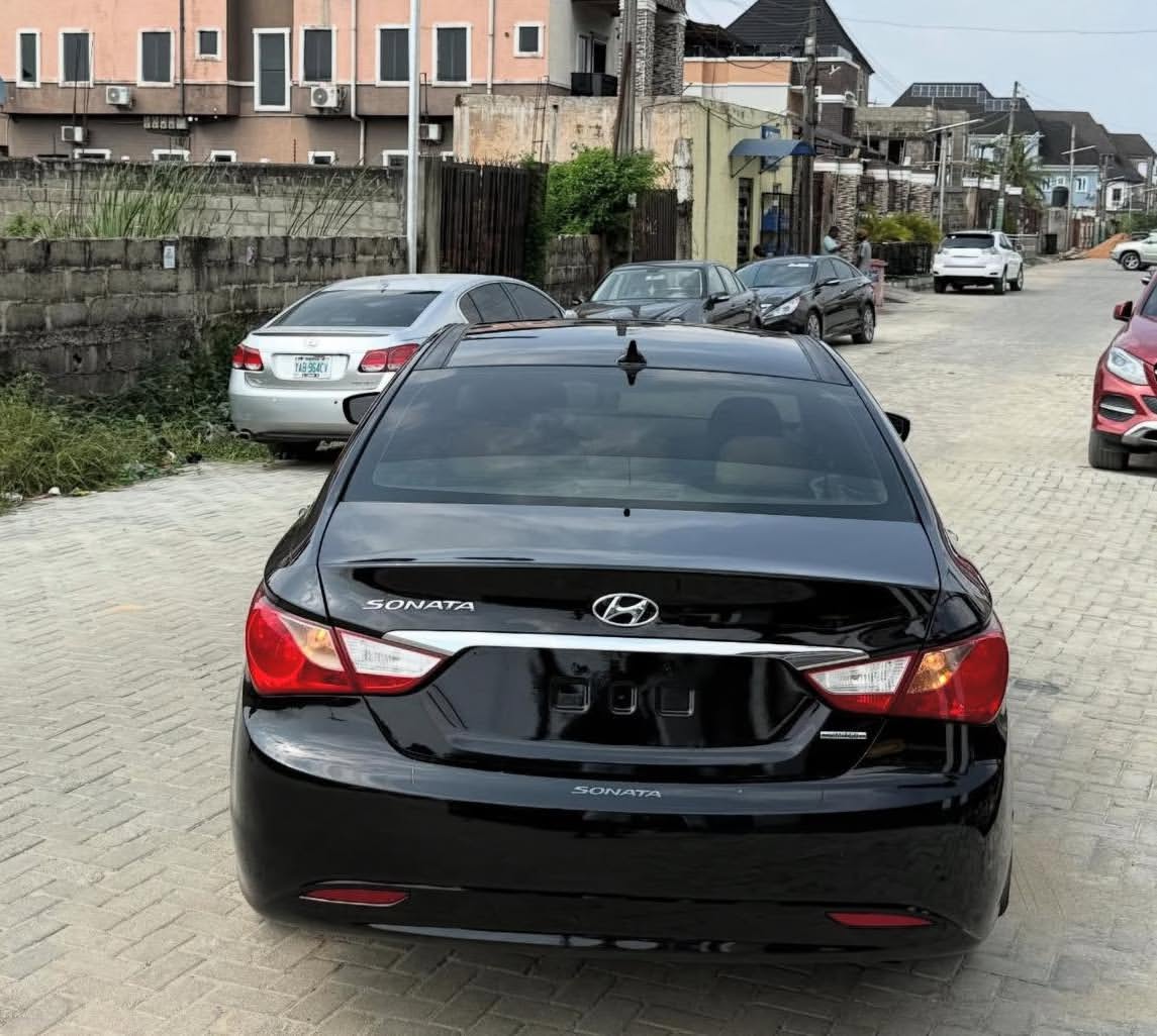 Luxury Hyundai Sonata: 40% Down, Drive Today