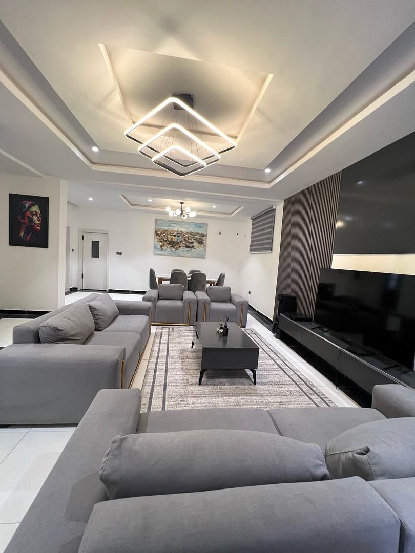 Jahi Oasis: Smart 3BR with Private Balcony & 24/7 Luxury