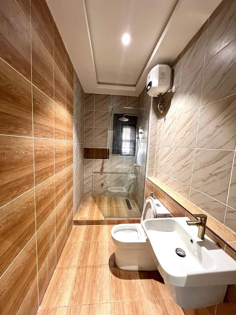 Jahi Oasis: Smart 3BR with Private Balcony & 24/7 Luxury