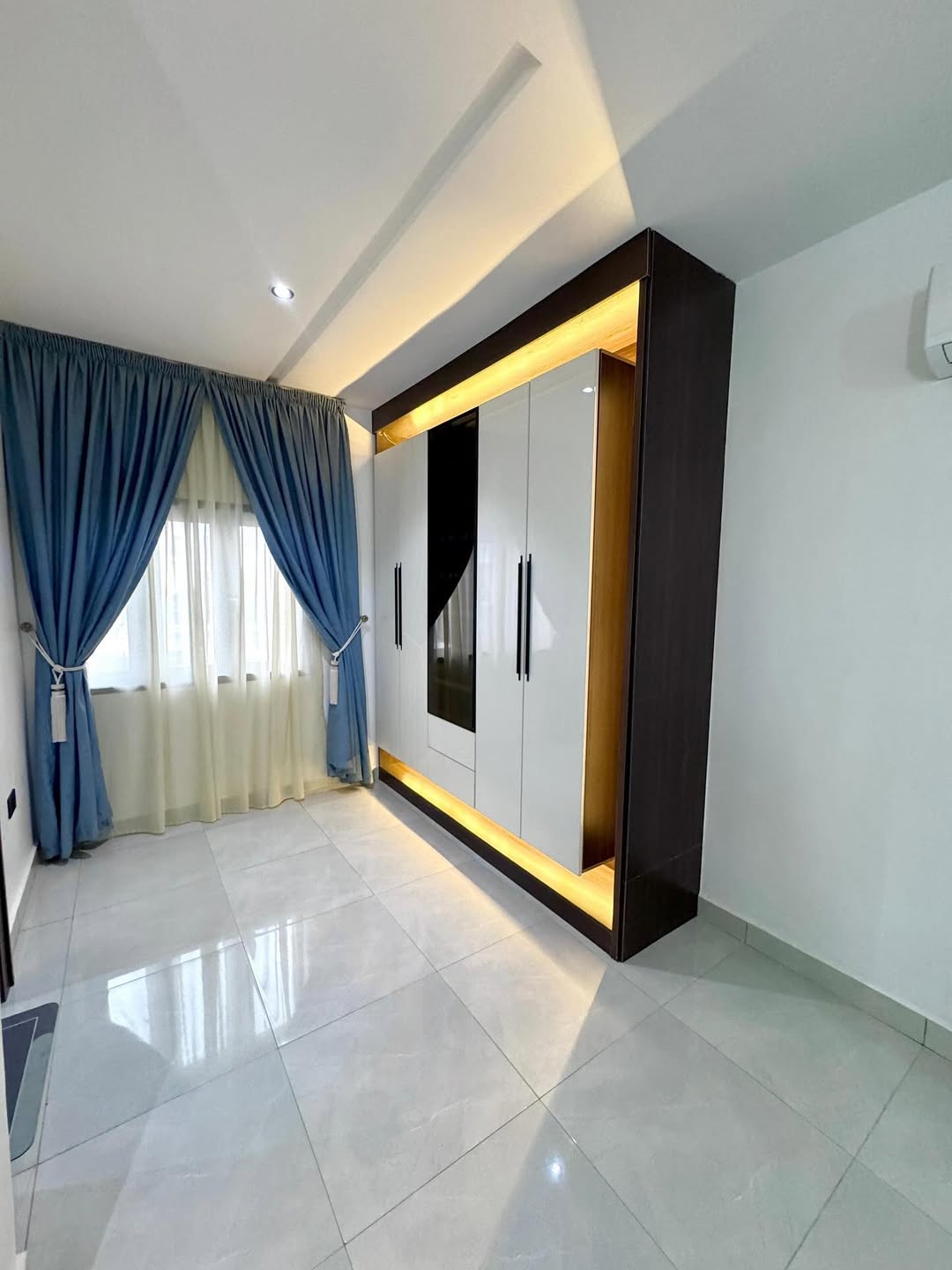 Jahi’s Ultimate Escape: 2-Bed Terrace Duplex