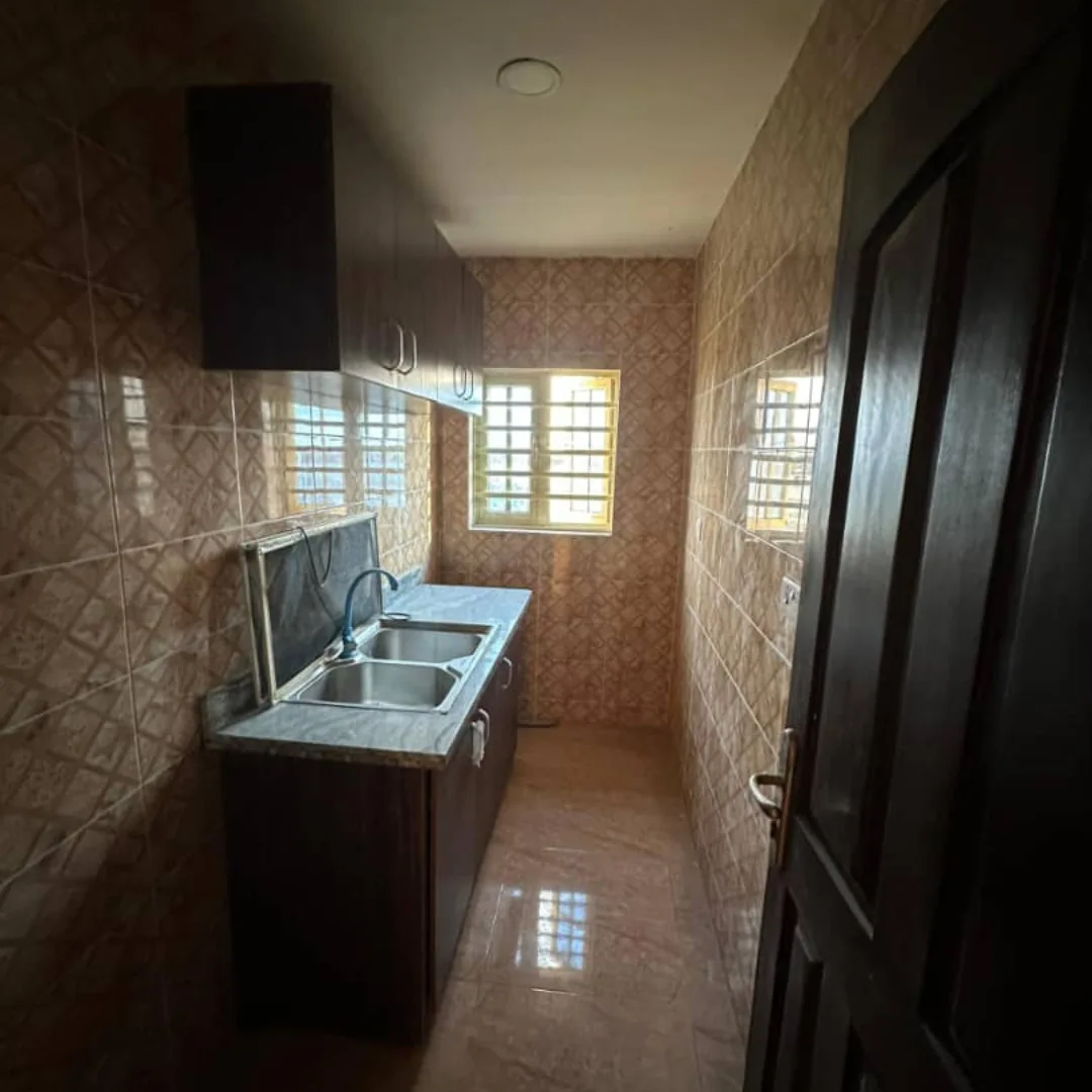 Serene Ologolo Estate: Spacious 2-Bedroom Sanctuary