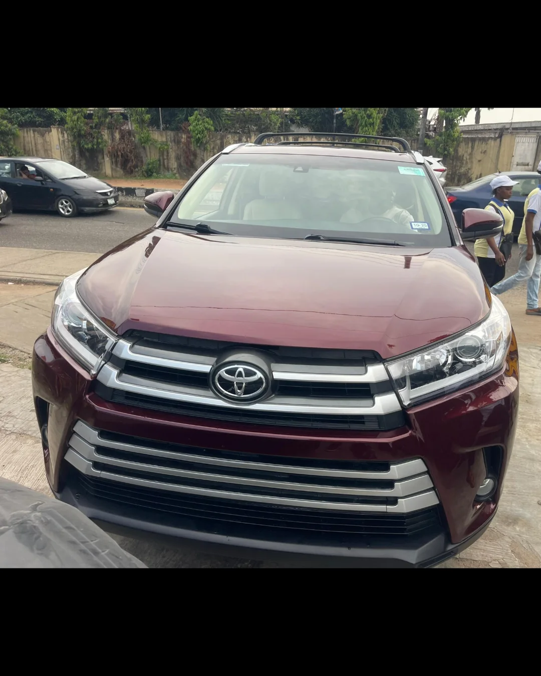 Luxury 2015 Highlander: Your Family’s Safe Haven