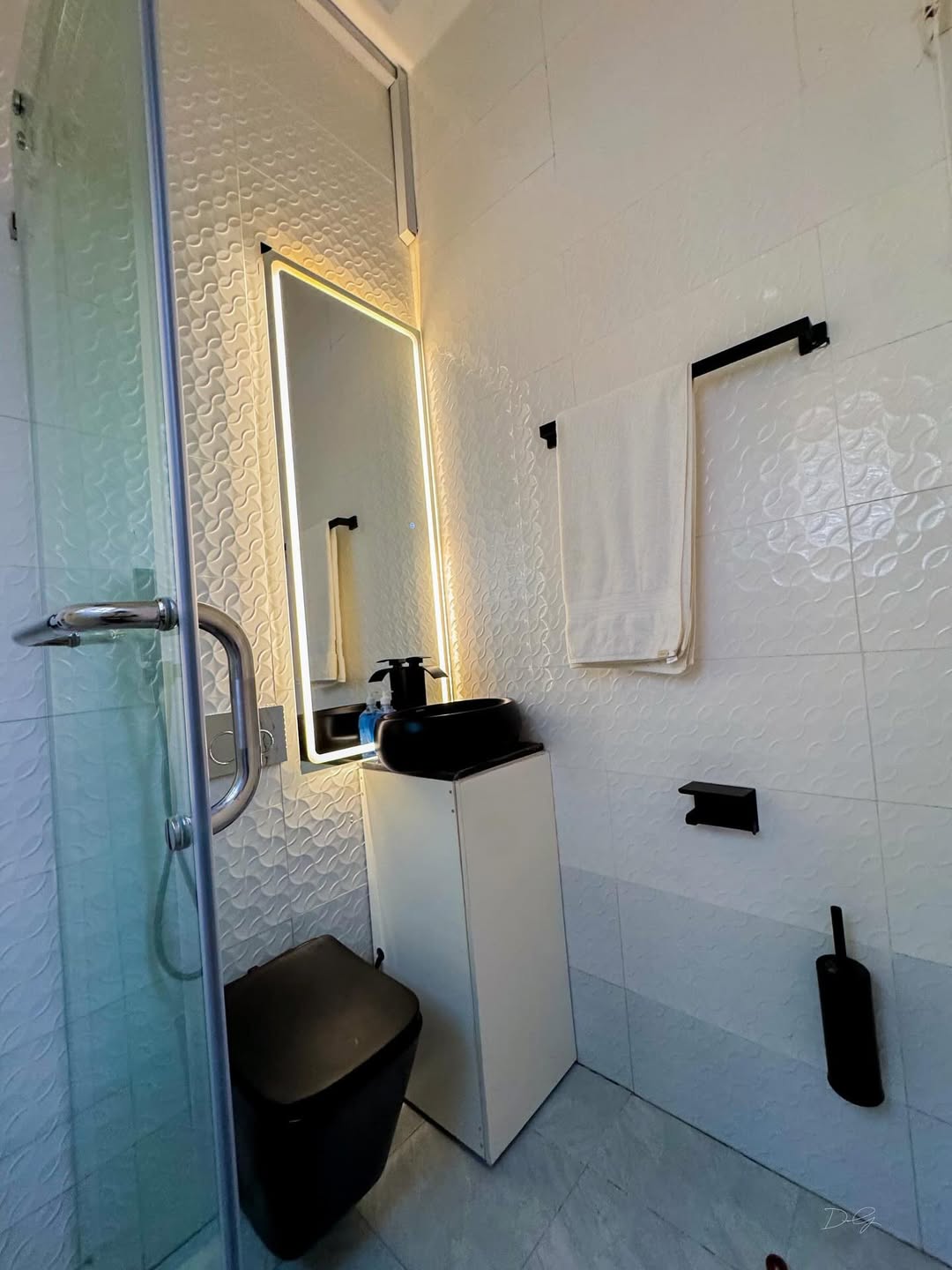 Game On in Mabushi: Snooker & PS5 Paradise