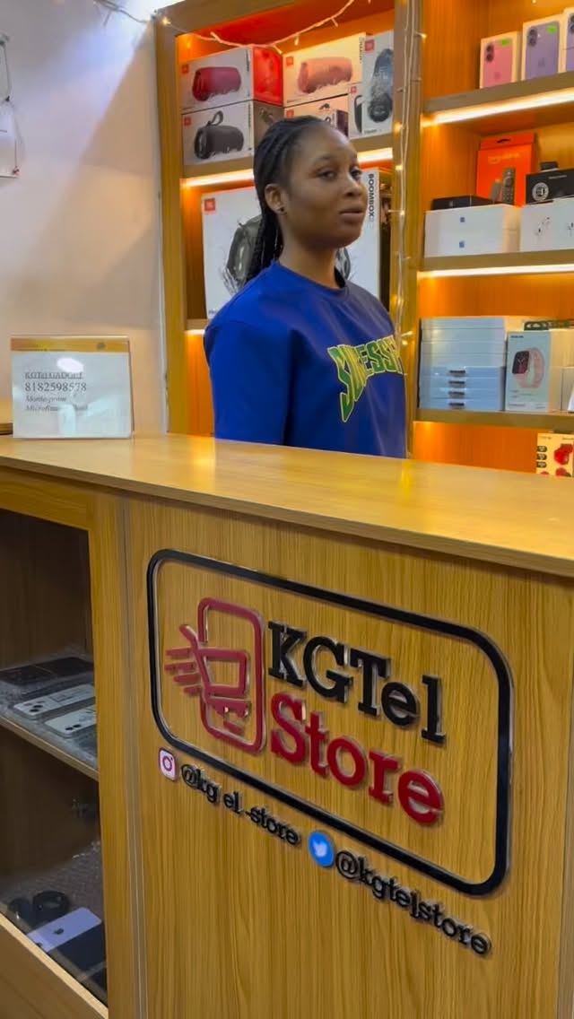 Festive Gadgets: Unbeatable Deals at KGTEL!