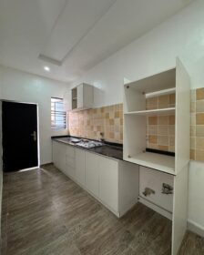 3796133860778712167_img_3