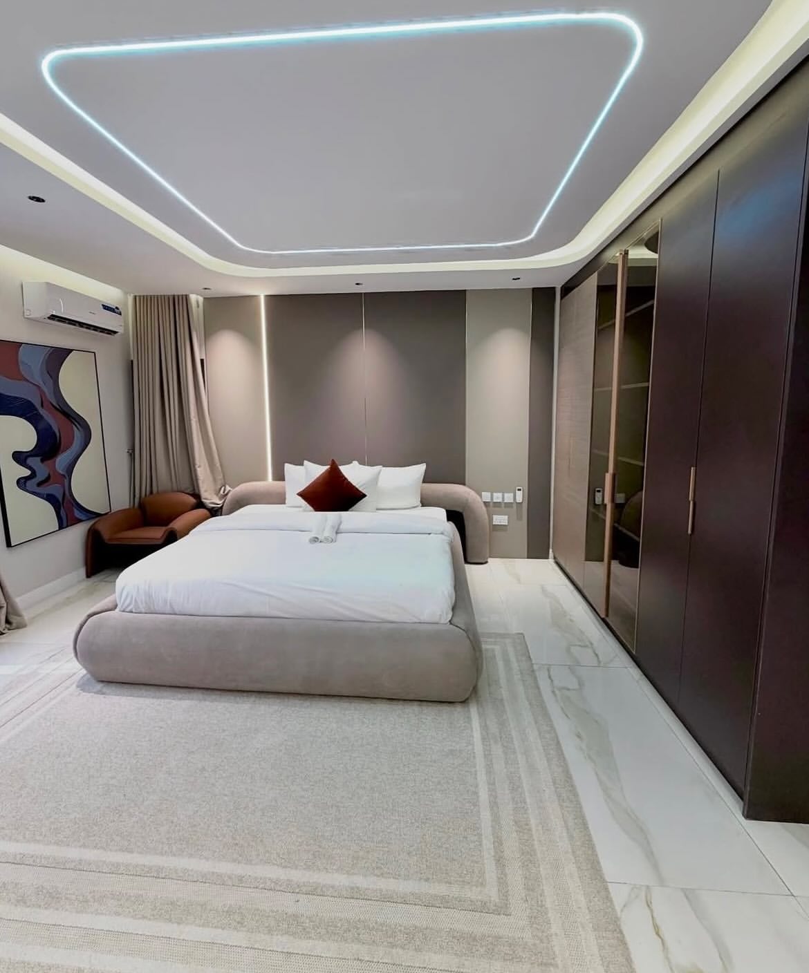 Play, Relax, Live: Smart Abuja Haven with PS5 & Pool