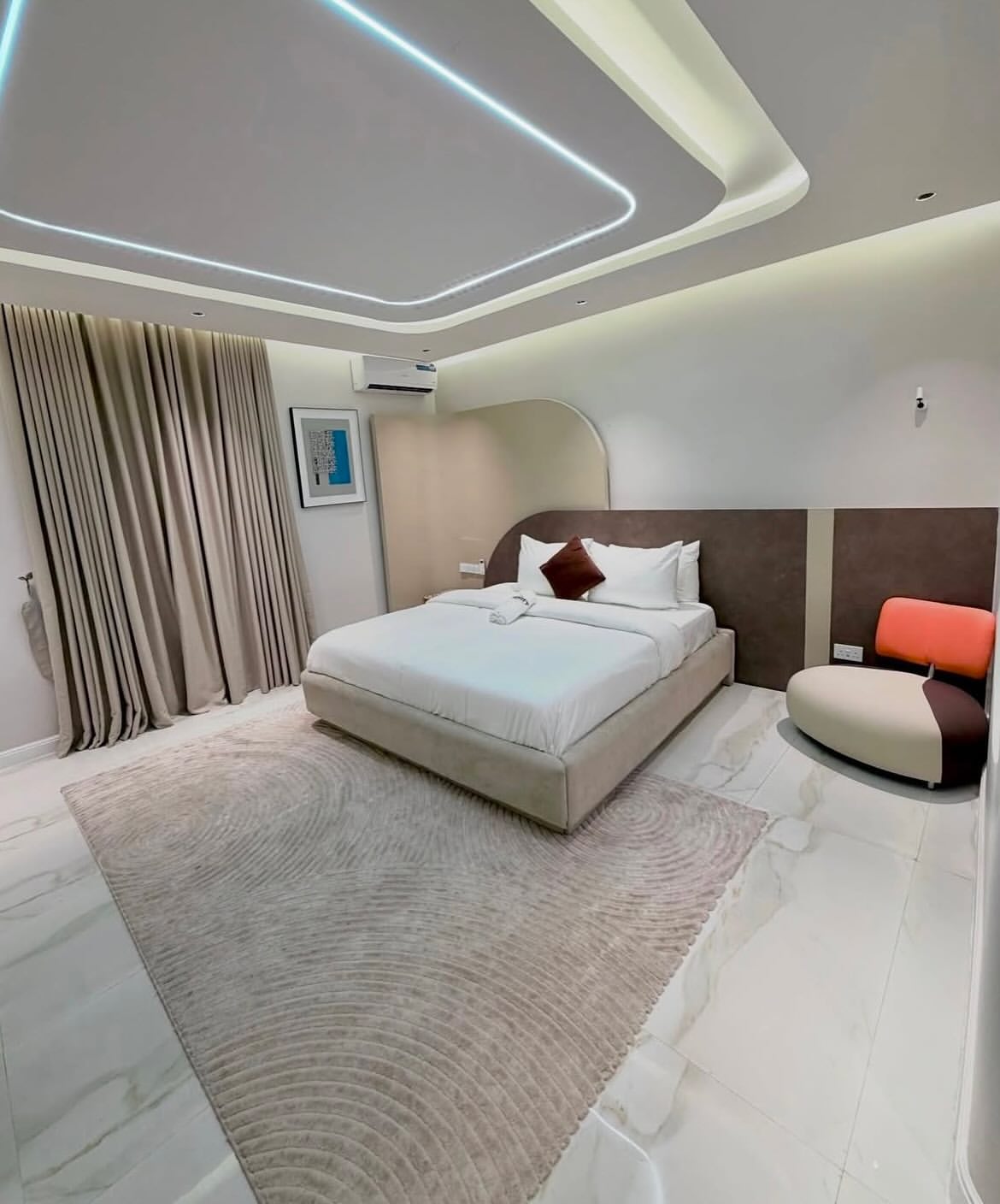 Play, Relax, Live: Smart Abuja Haven with PS5 & Pool